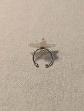 Charger l&#39;image dans la galerie, Bague Petite Orchidée blanche
